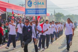 desfile-municipalidad-cieneguilla